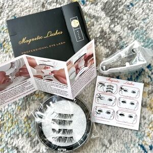 2 Pairs Magnetic False Eye Lashes Size “Full” w Magnetic Case & Applicator NWT